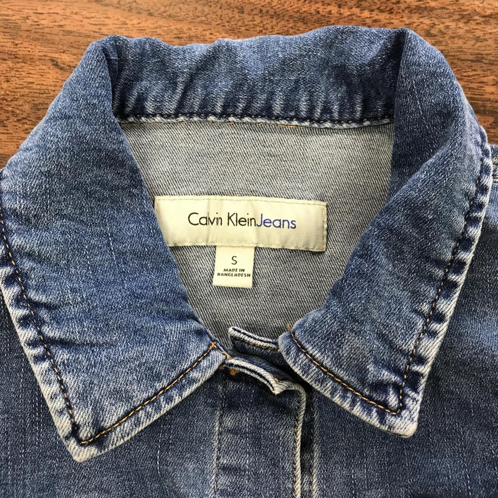 Calvin Klein Women's Denim Trucker Jean Jacket - Picture 4 of 4
